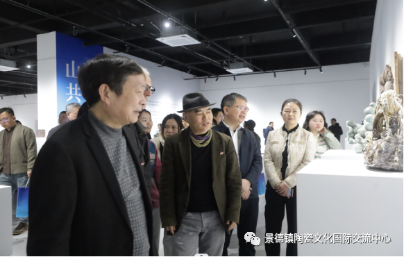 “山海共长”两岸陶艺邀请展开幕